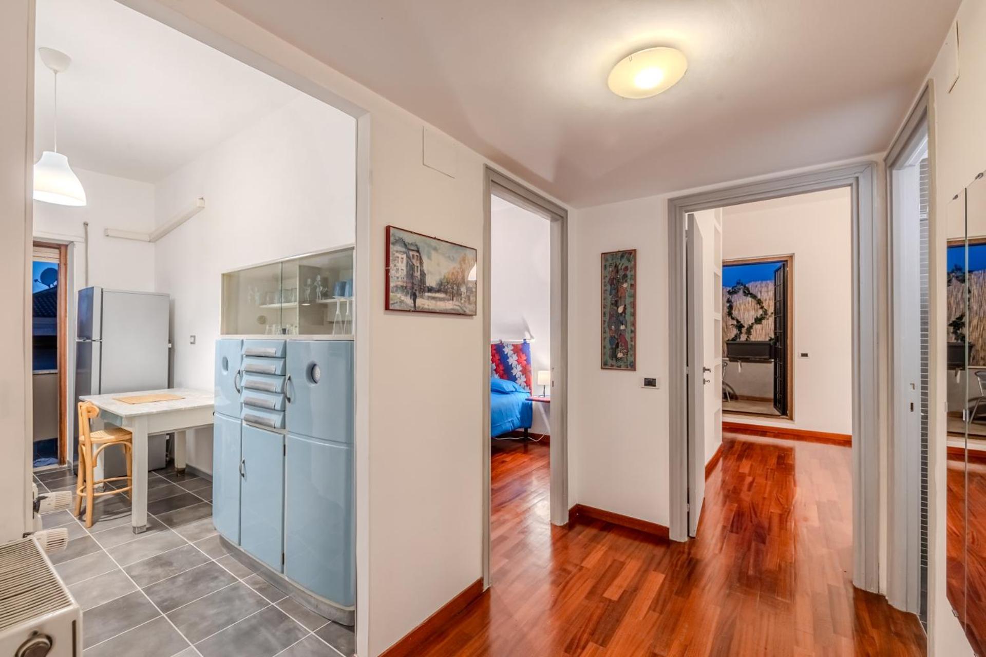 Vatican, 2 Bedrooms With Terraces And Garage Apartment *